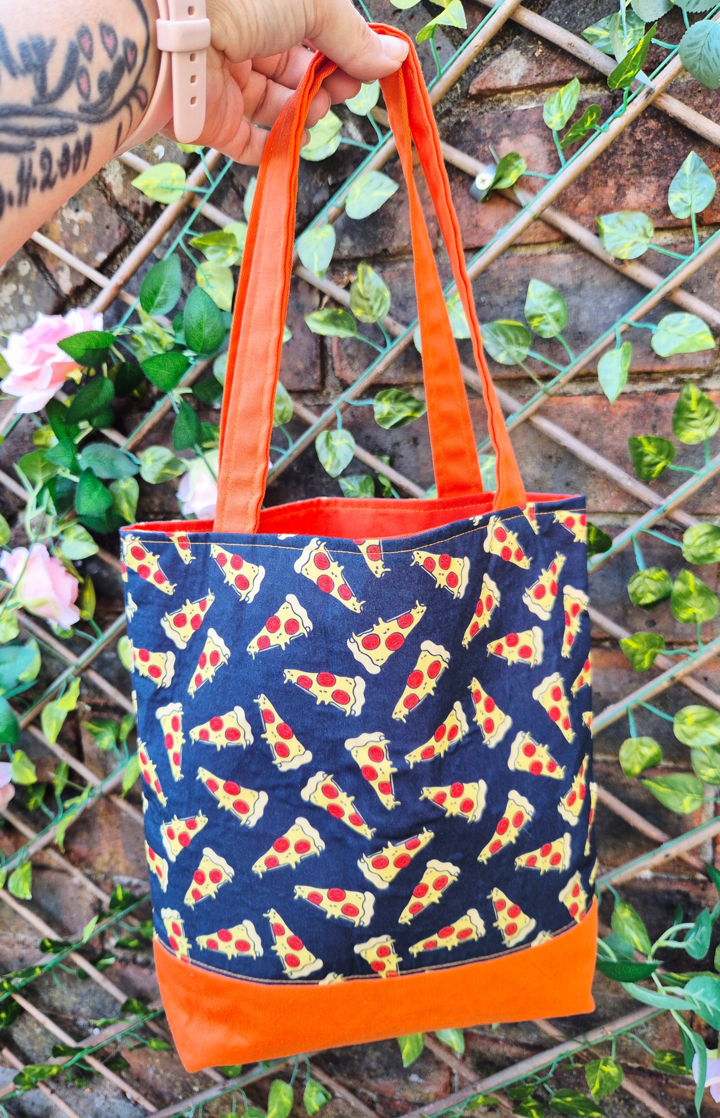 Funky Pizza Medium Tote Bag