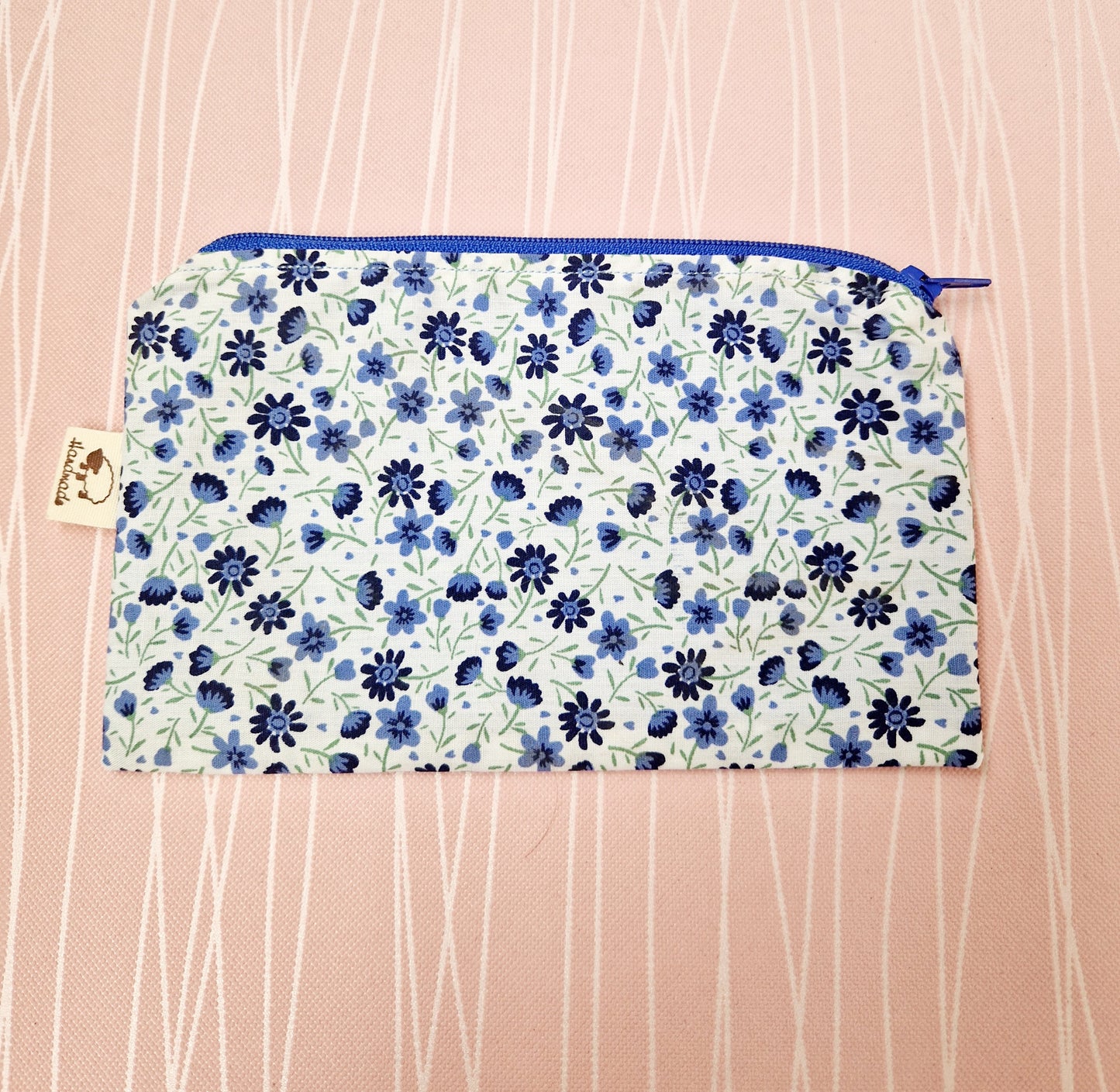 Handmade cotton zipper pouch medium/blue pansies