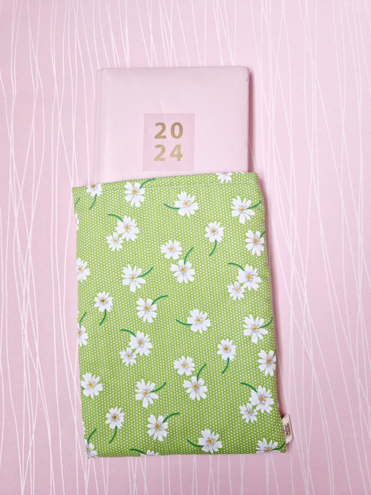 Summer Daisies handmade A5 book sleeve green