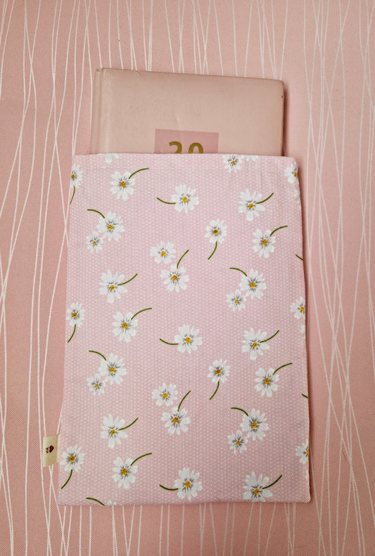 Summer Daisies handmade A5 book sleeve baby pink